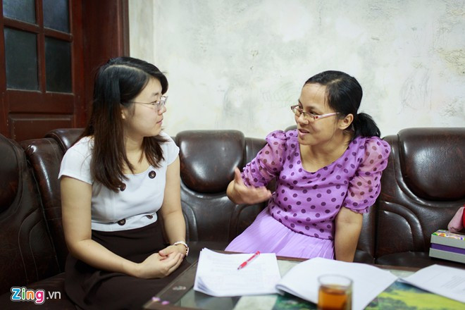 Ngoài giảng dạy, nghiên cứu, các giảng viên đại học còn đảm nhiệm việc hướng dẫn nghiên cứu khoa học cho sinh viên, học viên. 