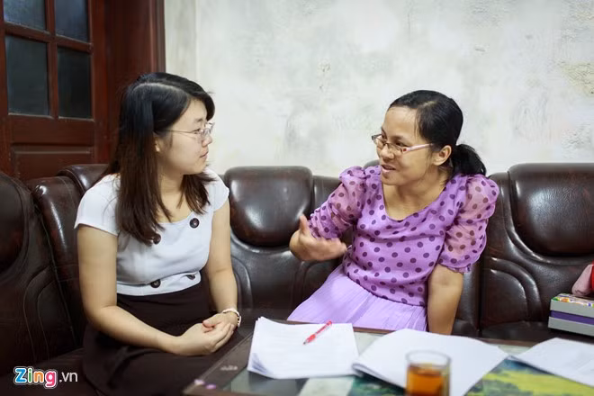 Ngoài giảng dạy, nghiên cứu, các giảng viên đại học còn đảm nhiệm việc hướng dẫn nghiên cứu khoa học cho sinh viên, học viên. 