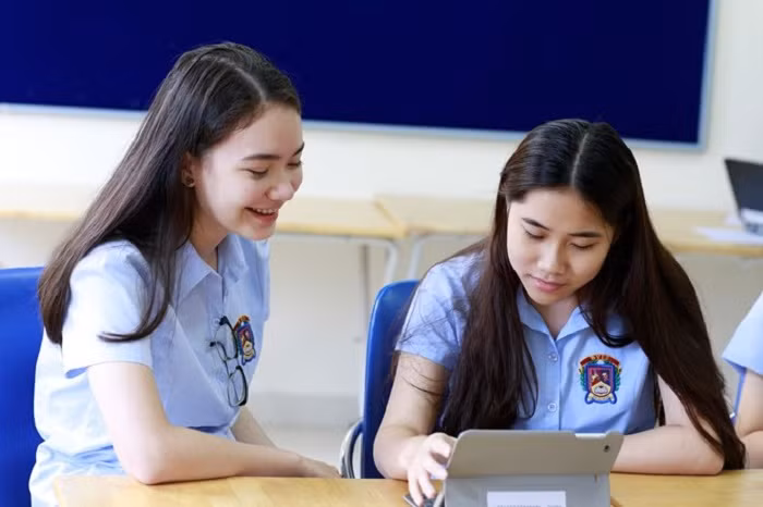 Công nghệ thông tin tác động lớn đến sự thay đổi trong văn hóa học đường.