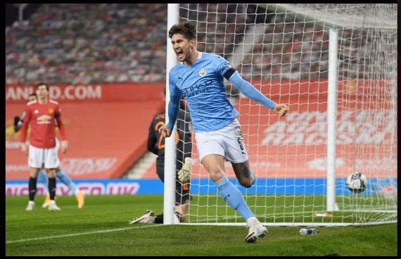 John Stones đưa Man City vươn lên dẫn trước ở đầu hiệp hai.
