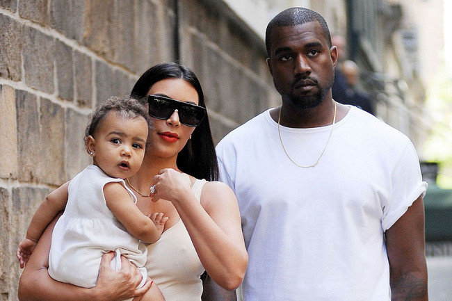 Chị em Kardashian: Những nữ hoàng thị phi bất tài hay nhà chiến lược cao tay nhất showbiz? - Ảnh 8. Chị em Kardashian: Những nữ hoàng thị phi bất tài hay nhà chiến lược cao tay nhất showbiz? - Ảnh 8.
