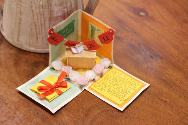 "Từng chuyến đò qua là biết bao thế hệ trưởng thành, nhưng khi con thuyền đó quay trở về để tiếp tục sự nghiệp thì chỉ còn 1 mình thầy cô “lẻ bóng”, học trò đã đi xây dựng sự nghiệp, cuộc sống mới, có ai còn nhớ đến người đã chở còn thuyền tri thức và tình thương đó không? Dẫu vậy, thầy cô chỉ đơn giản biết rằng, đó là quy luật sống và là lương tâm của một nhà giáo chân chính".