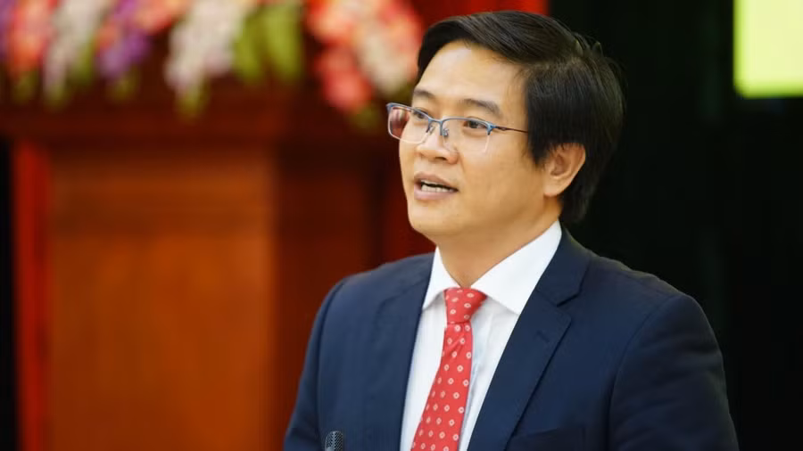 Ông Thái Văn Tài - Vụ trưởng Vụ Giáo dục Tiểu học (Bộ GD&ĐT) phát biểu tại họp báo.