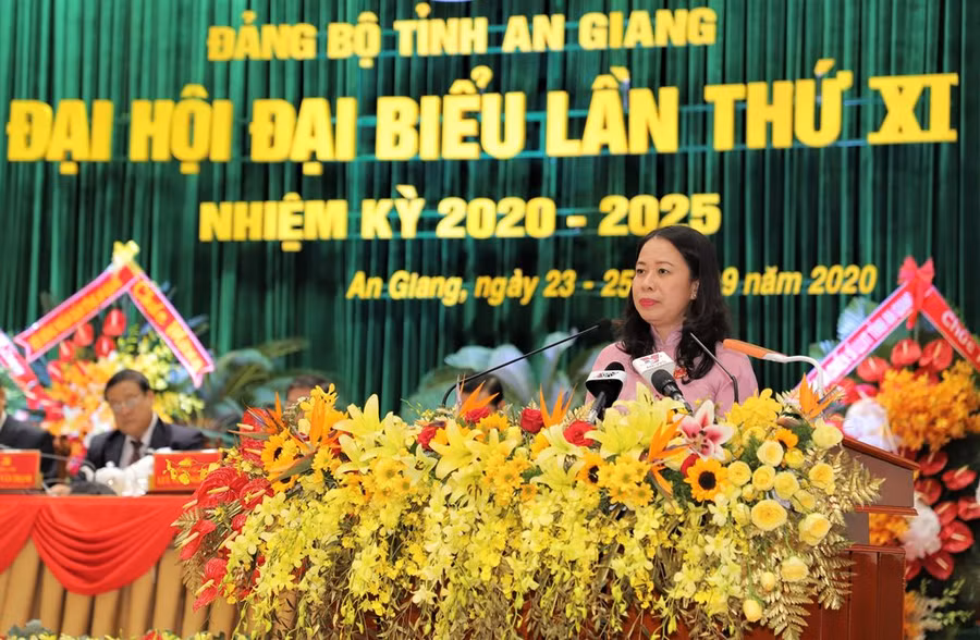 Đồng chí Võ Thị Ánh Xuân, Bí thư Tỉnh ủy An Giang phát biểu bế mạc Đại hội.
