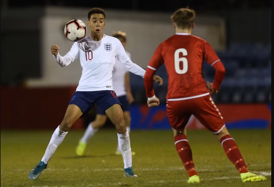 Musiala hiện đang khoác áo U17 Anh.