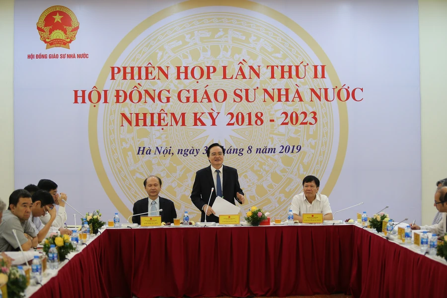 Hạn cuối ứng viên ghi tên xét công nhận đạt tiêu chuẩn chức danh GS, PGS năm 2020