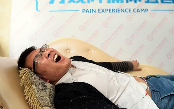 Đàn ông Trung Quốc vật vã trải nghiệm cảm giác đau... đẻ ảnh 5 Đàn ông Trung Quốc vật vã trải nghiệm cảm giác đau... đẻ ảnh 5