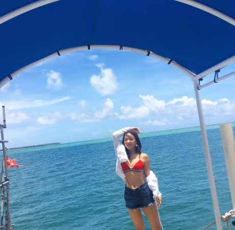 My nhan Han ua thich bikini ruc ro - Anh 5