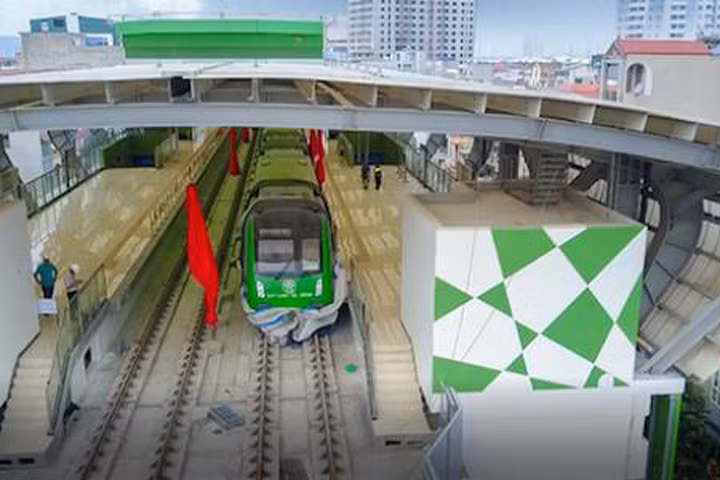 Tàu Cát Linh - Hà Đông