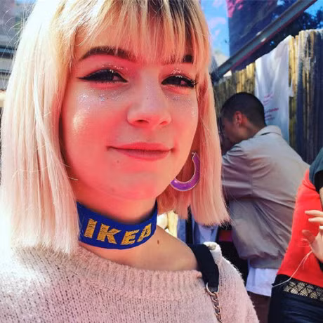 Tui dung cam lon 20.000 dong 