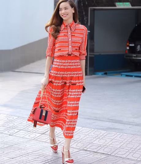 Ha Ho me tong do cho thoi trang giao mua - Anh 10