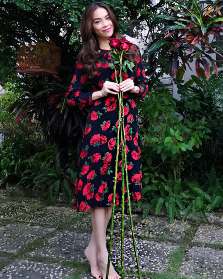 Hà Hồ mê tông đỏ cho thời trang giao mùa - Ảnh 1 Ha Ho me tong do cho thoi trang giao mua - Anh 1