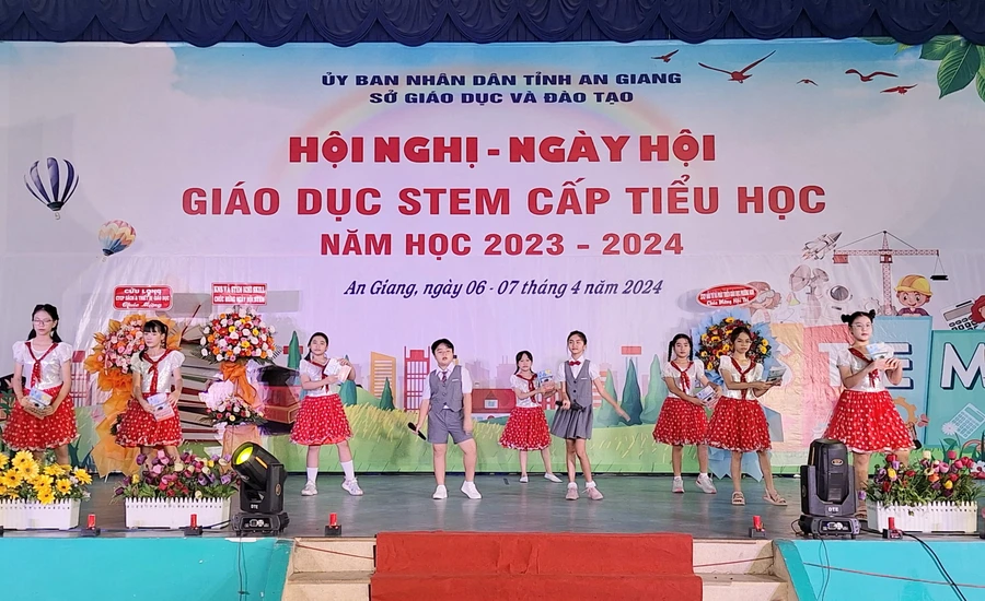 An Giang khai mạc Ngày hội giáo dục STEM cấp tiểu học năm học 2023 - 2024.