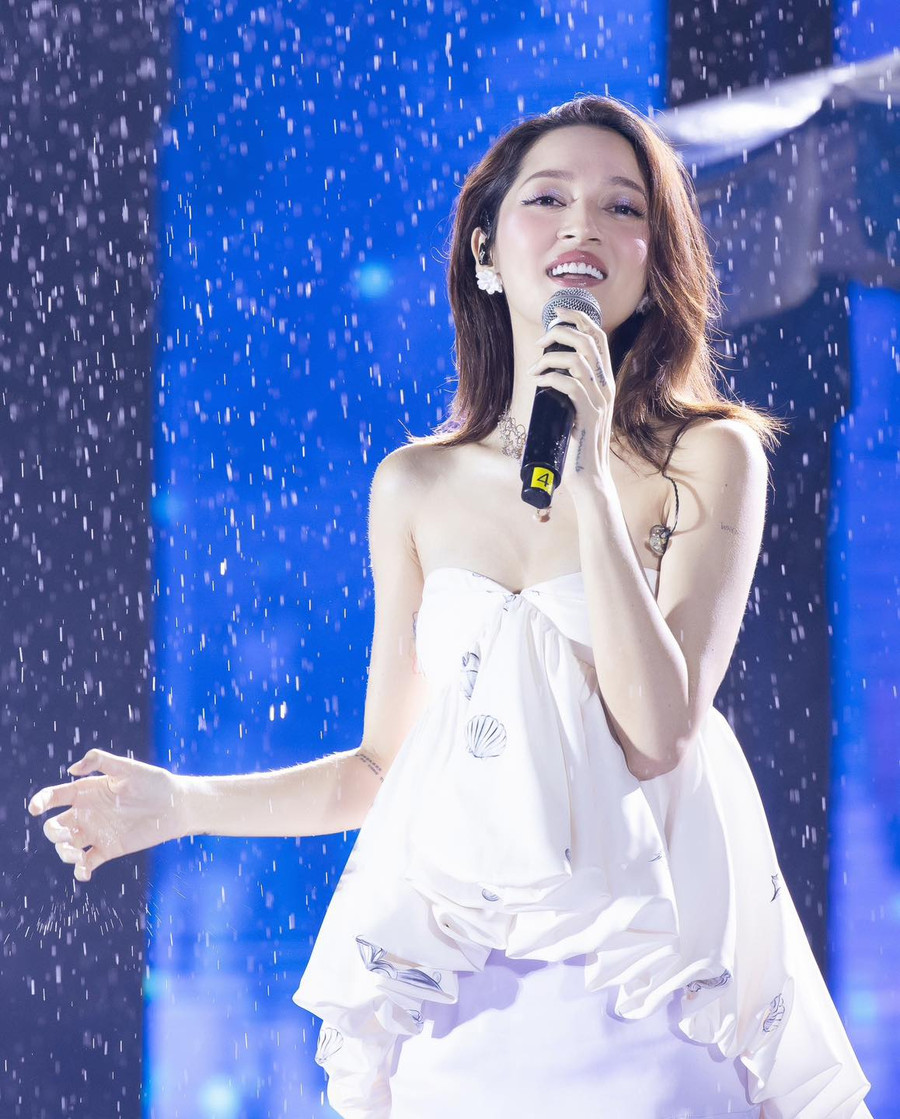 Nữ ca sĩ Bảo Anh lên tiếng về tin đồn đã sinh con.