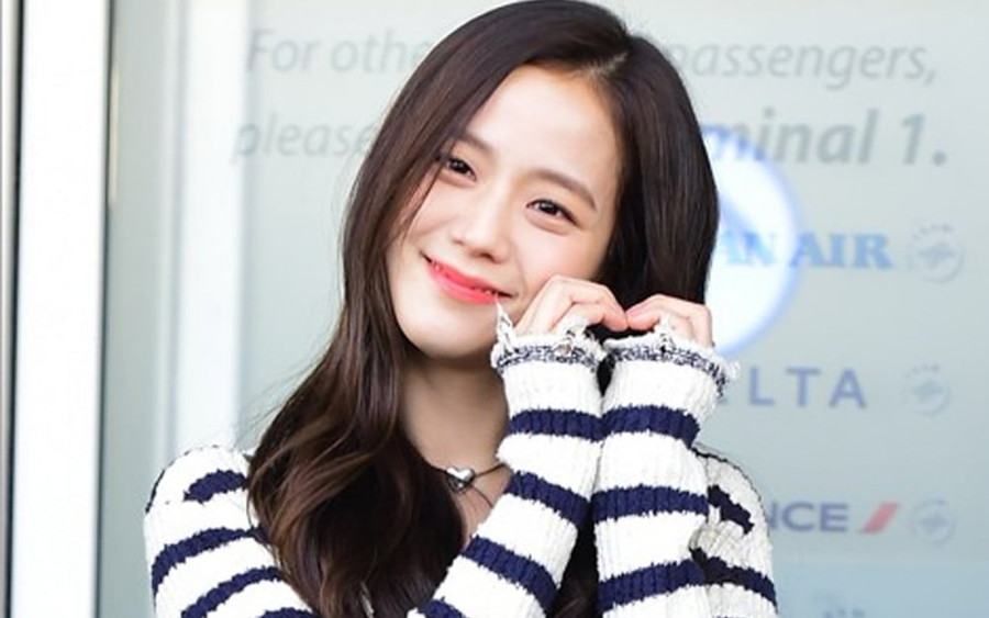 Jisoo (BLACKPINK) dương tính với Covid-19. Jisoo (BLACKPINK) dương tính với Covid-19.
