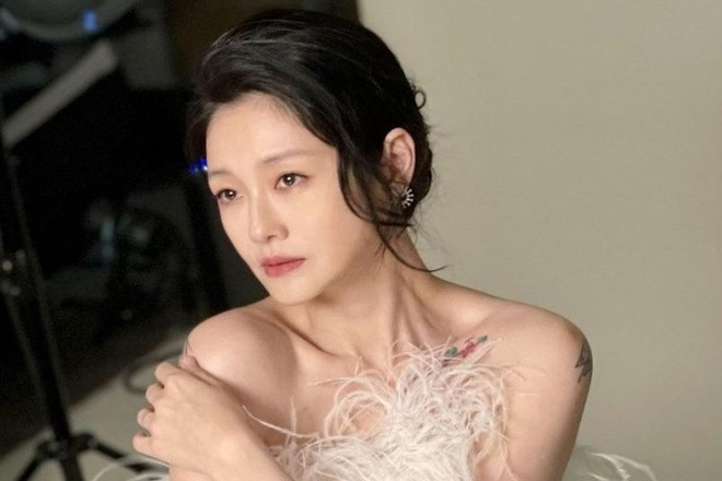 Từ Hy Viên là nữ diễn viên vô cùng nổi tiếng tại Đài Loan và nhiều nước châu Á. Từ Hy Viên là nữ diễn viên vô cùng nổi tiếng tại Đài Loan và nhiều nước châu Á.