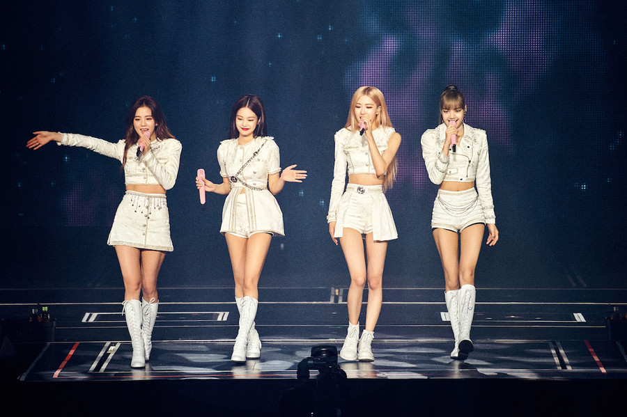 BLACKPINK sẽ chính thức đem tour diễn Born Pink đến Hà Nội vào 2 đêm 29 và 30/7. BLACKPINK sẽ chính thức đem tour diễn Born Pink đến Hà Nội vào 2 đêm 29 và 30/7.