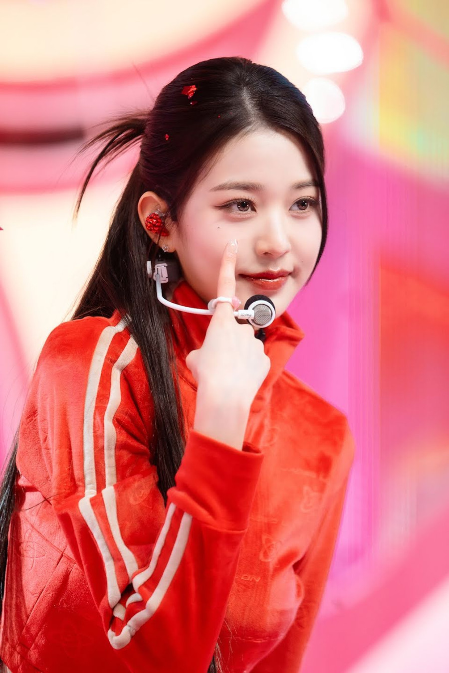 16. Wonyoung (IVE). 16. Wonyoung (IVE).