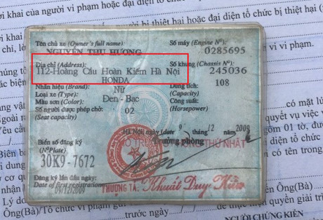Lộ diện kẻ trộm xe từ giấy đăng ký do CSGT đường thủy cấp - Ảnh 1 Lo dien ke trom xe tu giay dang ky do CSGT duong thuy cap - Anh 1