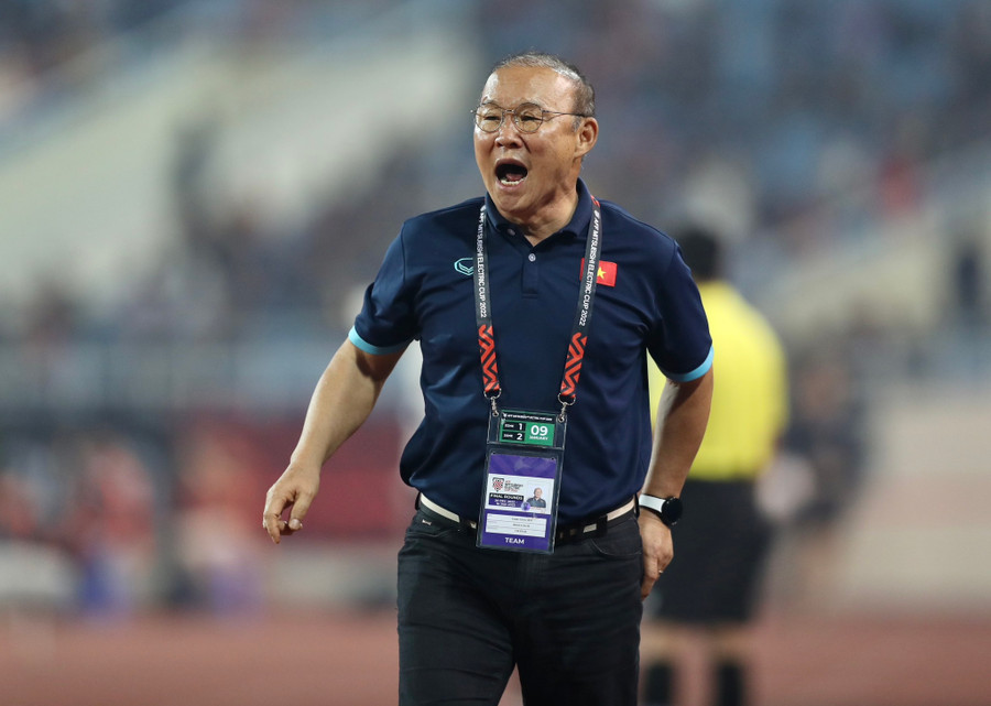 Huấn luyện viên Park Hang Seo đưa đội tuyển Việt Nam lọt vào chung kết AFF Cup 2022. Huấn luyện viên Park Hang Seo đưa đội tuyển Việt Nam lọt vào chung kết AFF Cup 2022.