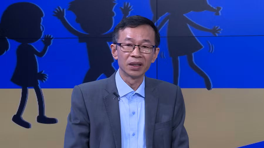 Hiệu trưởng Trường ĐH Sư phạm Hà Nội Nguyễn Văn Minh.