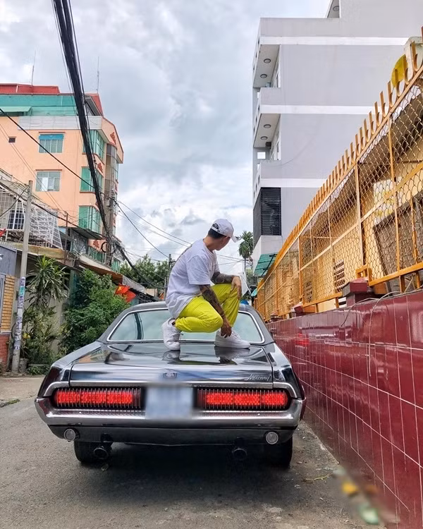 Tới thời trang ấn tượng của HLV Rap Việt "triệu view" Binz ảnh 10