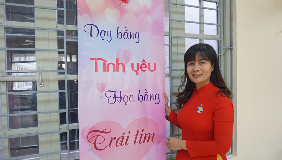 Cô giáo Nguyễn Hồng Hạnh. Ảnh: Trịnh Huyền