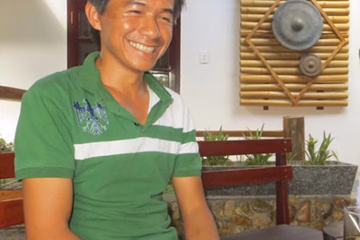 Tài xế dìu xe khách mất lái trên đèo: "Tôi không phải người hùng"