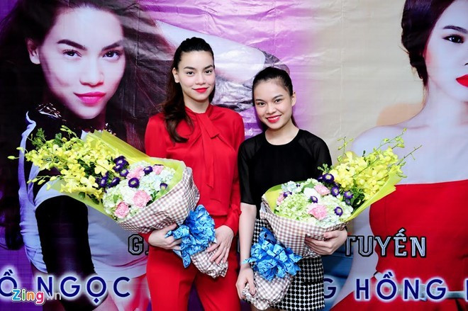 Khán giả nhận xét Giang Hồng Ngọc và Hồ Ngọc Hà có nhiều điểm giống nhau. Giang Hồng Ngọc: