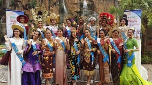 Người đẹp Quỳnh Nga chưa cấp phép vẫn ‘thi chui’ Hoa hậu Đông Nam Á - Ảnh 3 Người đẹp Quỳnh Nga chưa cấp phép vẫn ‘thi chui’ Hoa hậu Đông Nam Á - Ảnh 3