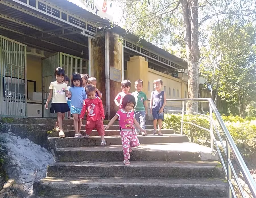 Trẻ Trường mầm non Hồng Thủy hiện đã được học trong cơ sở khang trang hơn xưa rất nhiều.