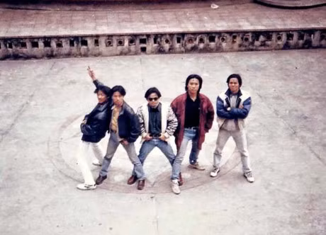 Nghen ngao cam xuc voi hinh anh Ban nhac Buc Tuong va nhac si Tran Lap - Anh 2