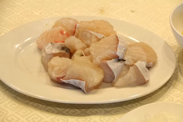 Học cách làm món chả cá Hà Nội “chuẩn” hương vị truyền thống - Ảnh 3