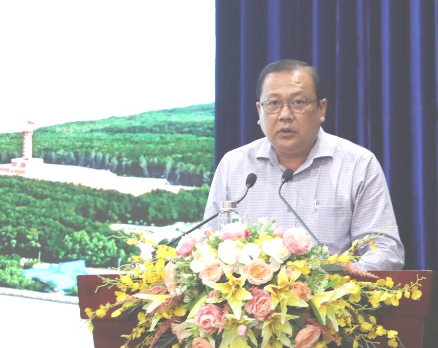 Ông Nguyễn Văn Đen, Phó Giám đốc Sở TT&TT phát biểu tại hội nghị. Ông Nguyễn Văn Đen, Phó Giám đốc Sở TT&TT phát biểu tại hội nghị.