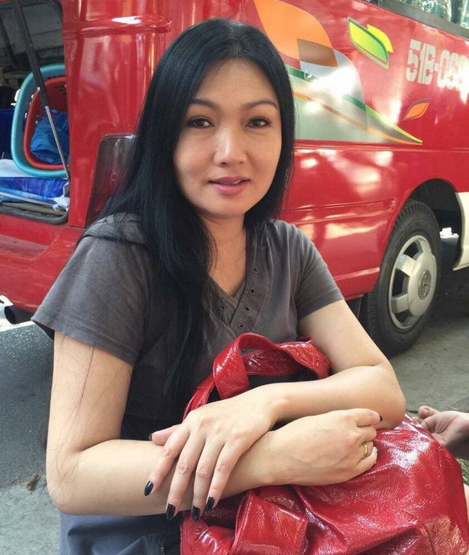 Bất ngờ với nhan sắc chị ruột Nhật Kim Anh sau dao kéo - Ảnh 6. Bất ngờ với nhan sắc chị ruột Nhật Kim Anh sau dao kéo - Ảnh 6.