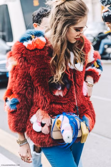 5 cach mac ao khoac long sexy hon ngay chom dong - Anh 4