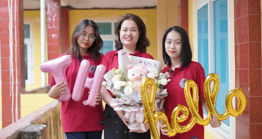 Học sinh Trường THPT Công nghiệp (Hòa Bình) tham gia CLB Tiếng Anh. Ảnh: TG