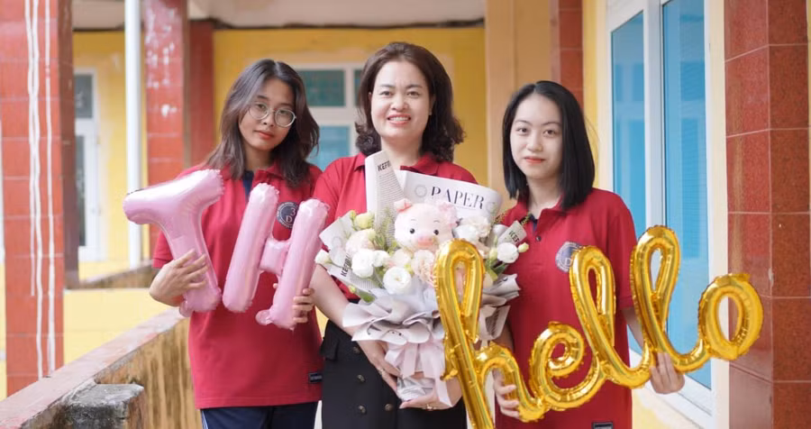 Học sinh Trường THPT Công nghiệp (Hòa Bình) tham gia CLB Tiếng Anh. Ảnh: TG