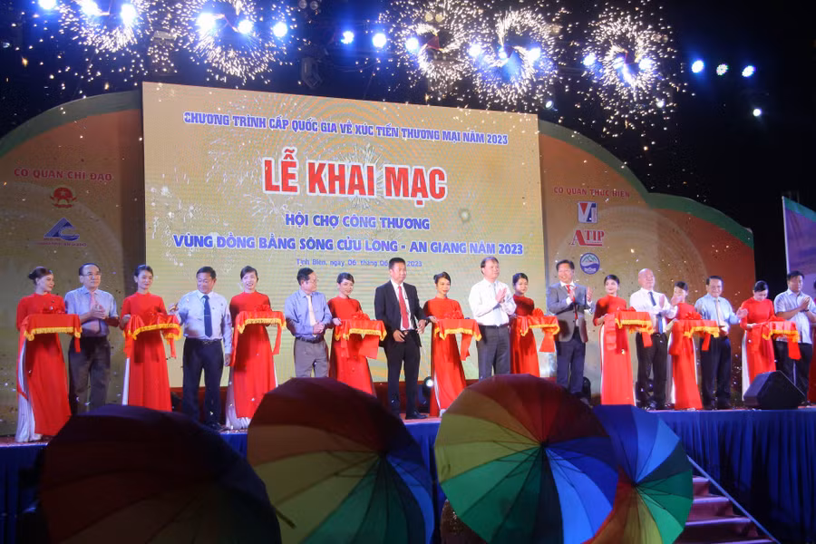 Hội chợ Công thương vùng ĐBSCL - An Giang năm 2023 diễn ra từ ngày 6 đến 12/6.