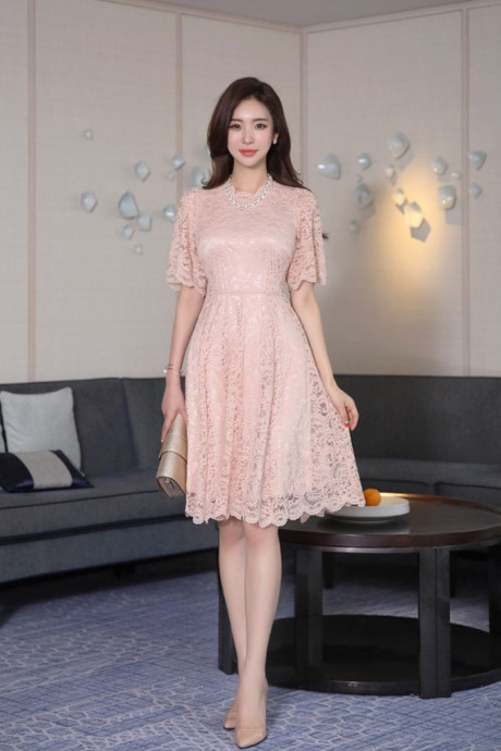 Đầm ren thanh lịch, hot nhất hè Dam ren thanh lich, hot nhat he