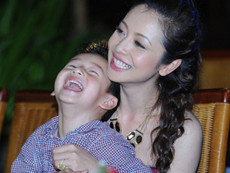 Jennifer Phạm: Hoa hậu hiếm hoi của Việt Nam mà nhan sắc chỉ có Jennifer Pham: Hoa hau hiem hoi cua Viet Nam ma nhan sac chi co