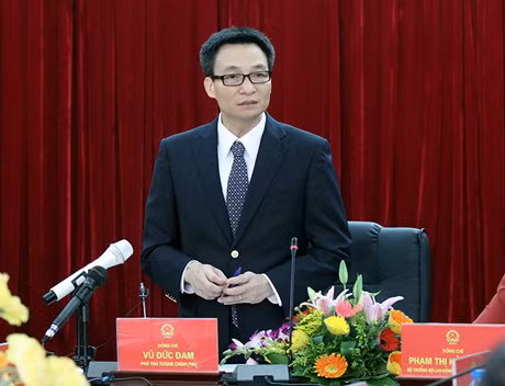 Phó Thủ tướng Vũ Đức Đam làm việc với Bộ LĐ-TB&XH về một số vấn đề "nóng"