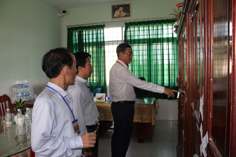 Thứ trưởng kiểm tra nơi chứa đề thi và bài thi của thí sinh