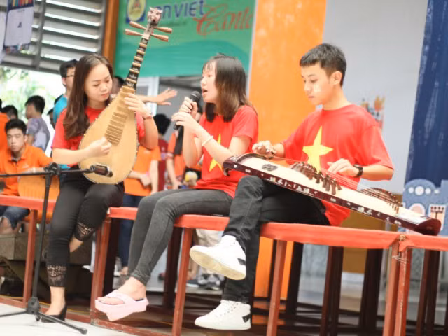 TP Hồ Chí Minh đẩy mạnh đưa âm nhạc dân tộc vào trong nhà trường