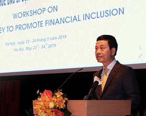 ông Nguyễn Mạnh Hùng, Bộ trưởng Bộ TT&TT chia sẻ tại Hội thảo.