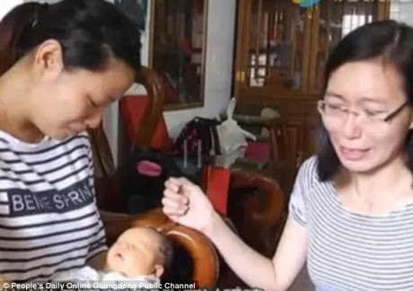 Bé sơ sinh chào đời với khuôn mặt... không có mắt - Ảnh 3 Be so sinh chao doi voi khuon mat... khong co mat - Anh 3