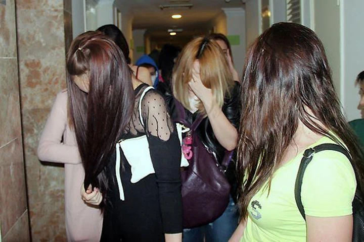 5 phụ nữ Việt Nam bị bắt trong đường dây mại dâm tại Kuala Lumpur