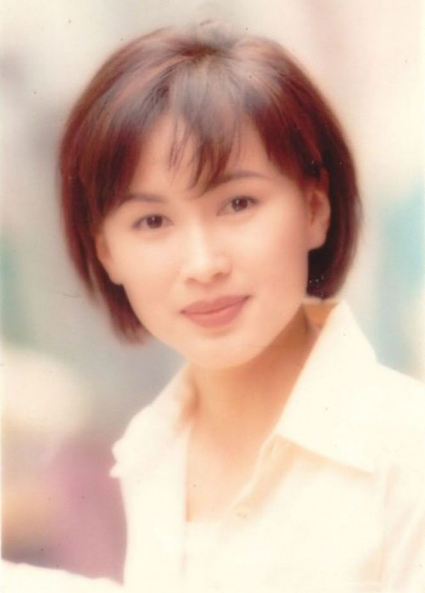 Thời trẻ của Hoa đán Trần Tú Văn. Thời trẻ của Hoa đán Trần Tú Văn.