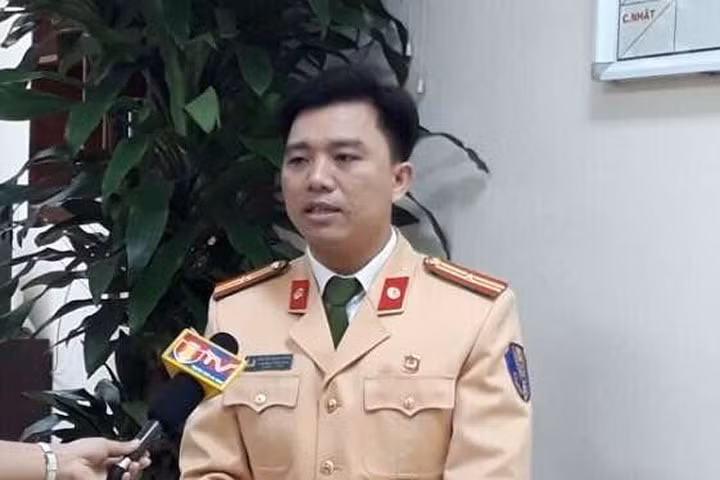 Lãnh đạo CSGT Hà Nội trả lời về quy định xử phạt xe không chính chủ