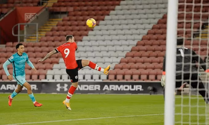 Danny Ings, cựu tiền đạo Liverpool “gieo sầu” cho đội bóng cũ.